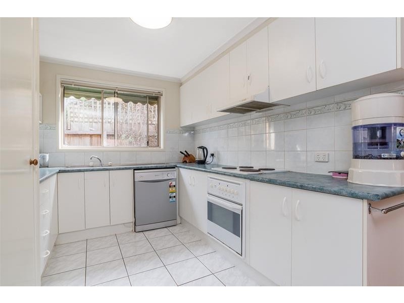 11 Rubena Crescent, Lara VIC 3212