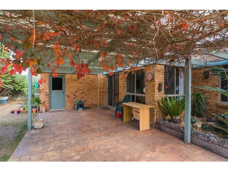 11 Rubena Crescent, Lara VIC 3212