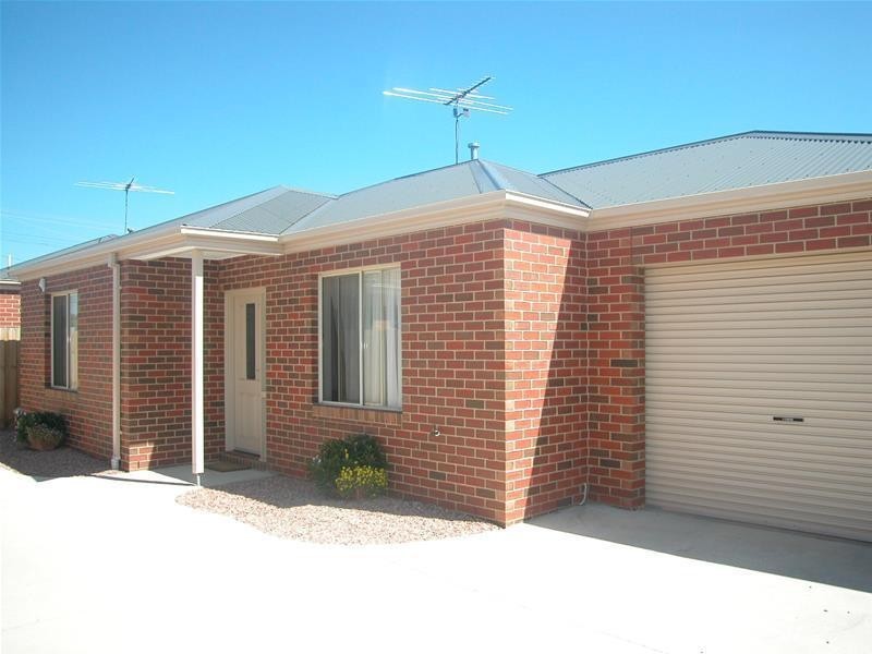 2/20 Curletts Road, Lara VIC 3212