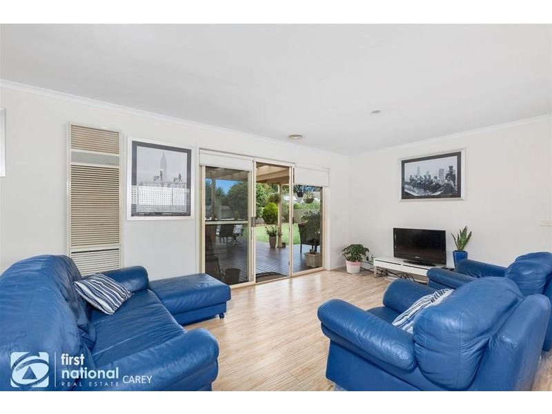 11 Bernard Court, Lara VIC 3212