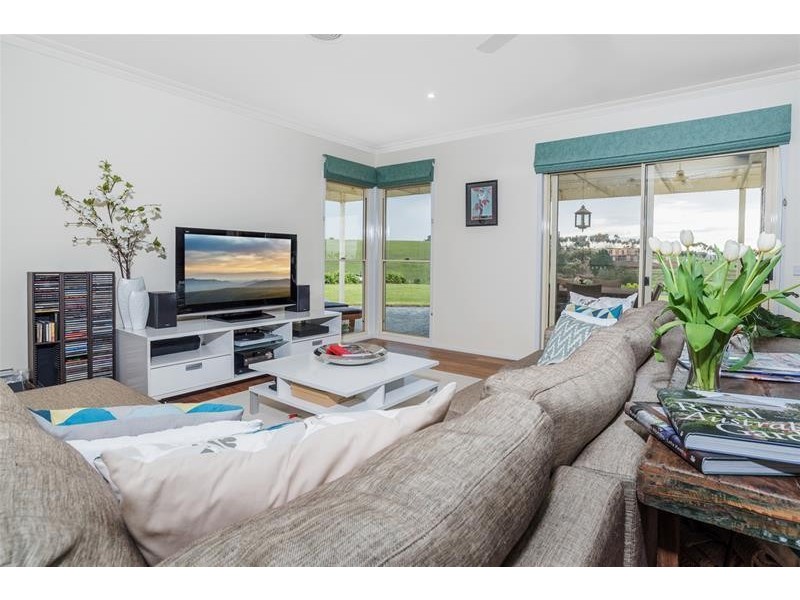 70 McNeill Court, Lara VIC 3212