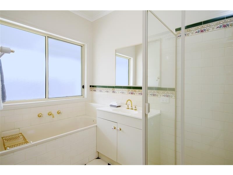 11 Marina Court, Lara VIC 3212