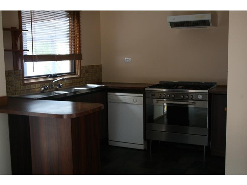 90  Buckingham Street, Lara VIC 3212