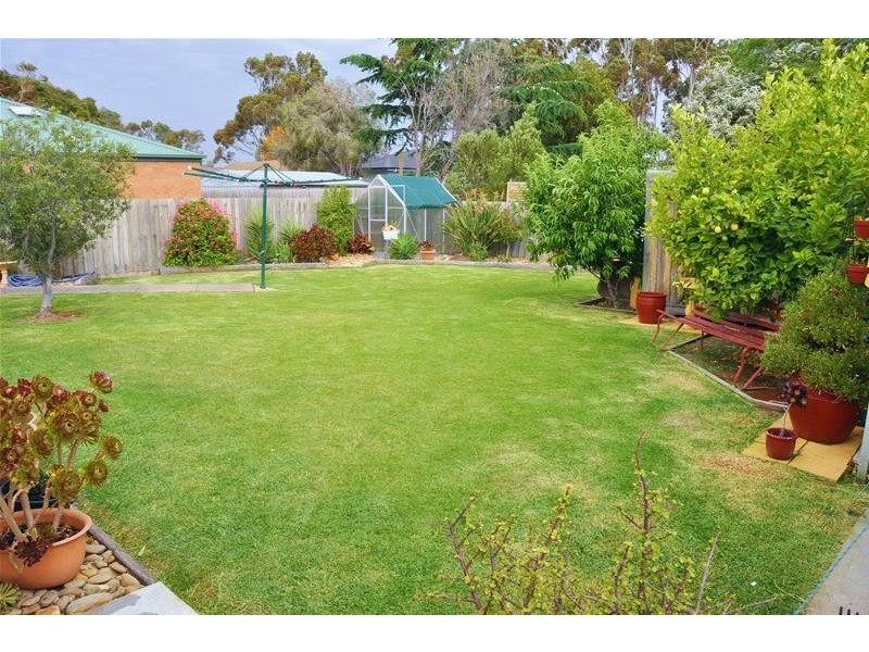 7 Sherwood Grove, Lara VIC 3212