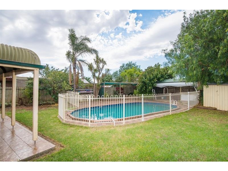 18 Newell Street, Lara VIC 3212