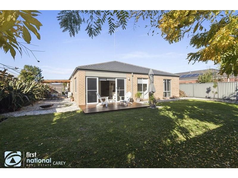 14 Barbara Drive, Lara VIC 3212