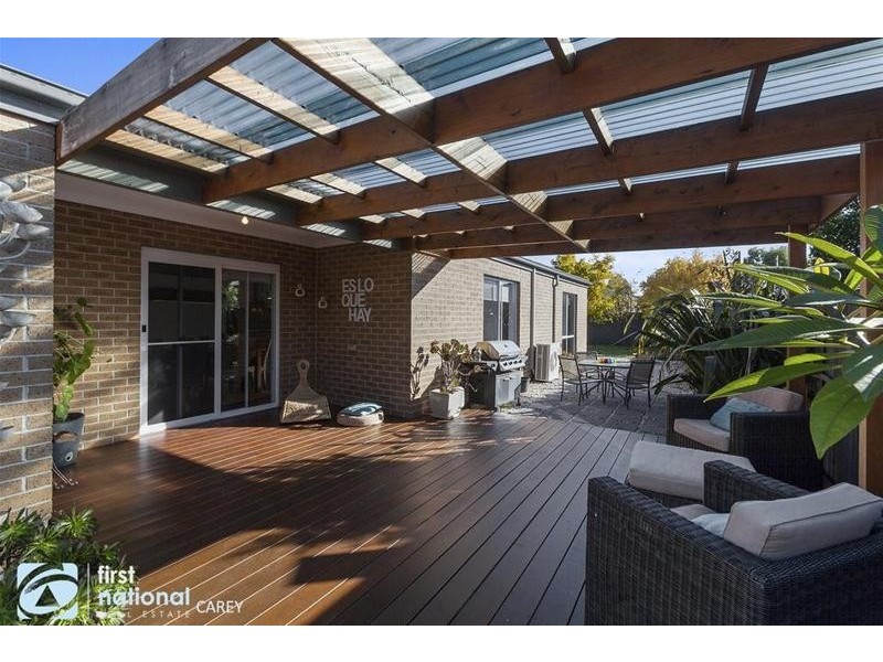 14 Barbara Drive, Lara VIC 3212