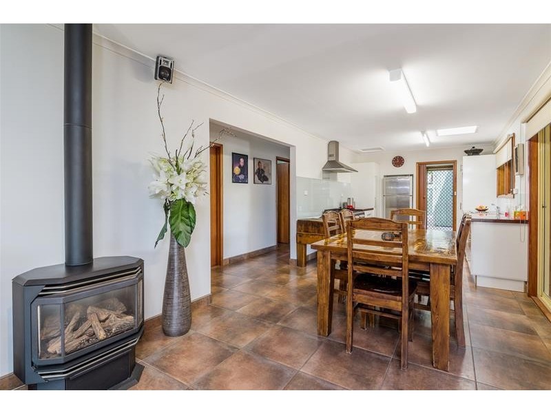 5 Martain Avenue, Lara VIC 3212