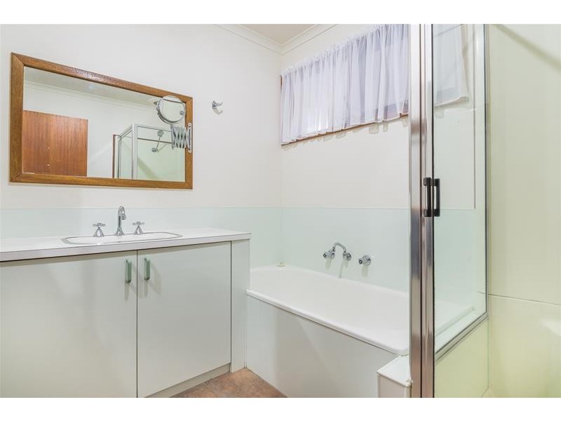 5 Martain Avenue, Lara VIC 3212