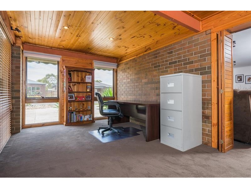 5 Martain Avenue, Lara VIC 3212