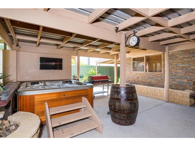 5 Martain Avenue, Lara VIC 3212