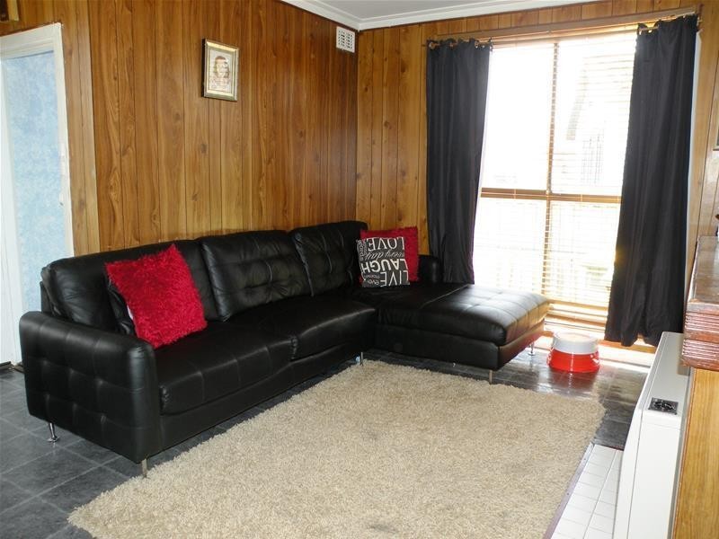 37 Wisteria Grove, Norlane VIC 3214