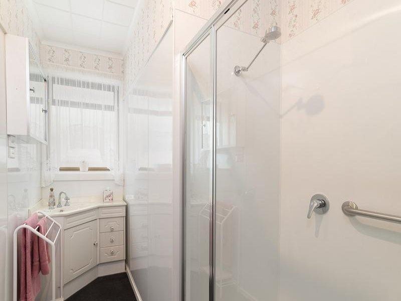 6 Maine Court, Corio VIC 3214