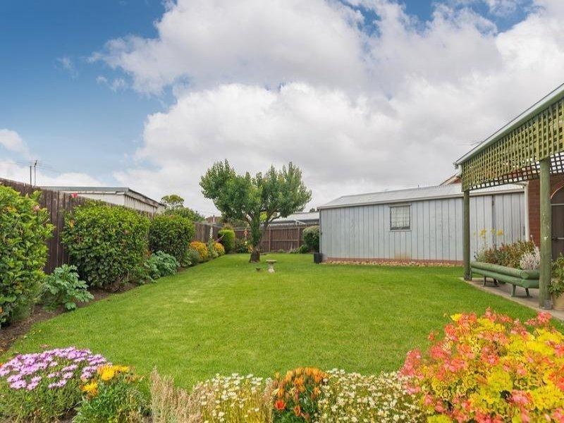 6 Maine Court, Corio VIC 3214