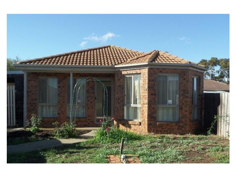 99 Flinders Avenue, Lara VIC 3212