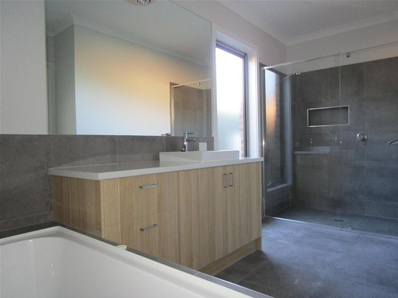 50 Sunflower Way, Lara VIC 3212