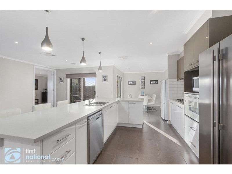 89 Country Gardens Drive, Lara VIC 3212