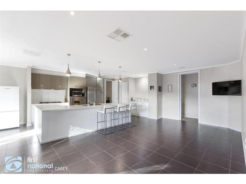 89 Country Gardens Drive, Lara VIC 3212