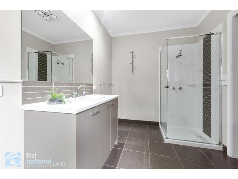 89 Country Gardens Drive, Lara VIC 3212