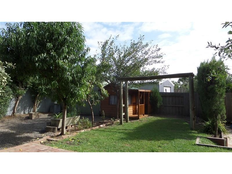 21 Saywell Street, North Geelong VIC 3215