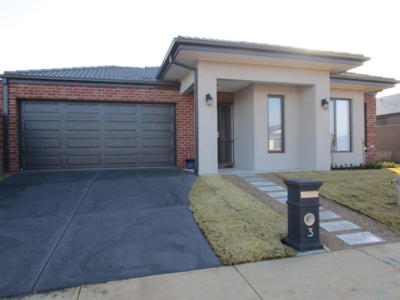 3 Majestic Way, Lara VIC 3212