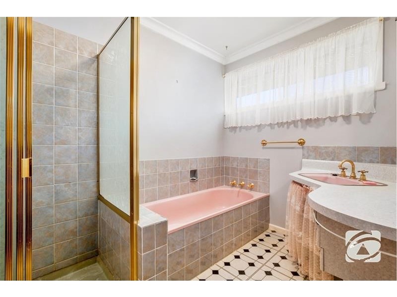 25 Bank Street, Lara VIC 3212