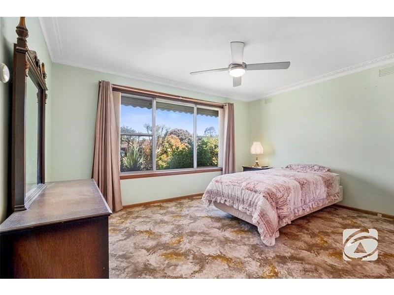 25 Bank Street, Lara VIC 3212