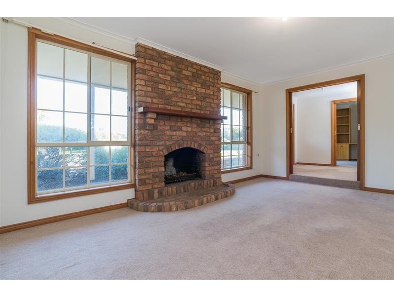 8 McAdam Court, Lara VIC 3212