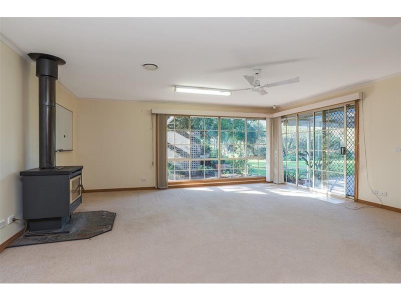 8 McAdam Court, Lara VIC 3212