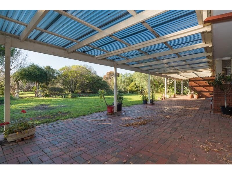 8 McAdam Court, Lara VIC 3212