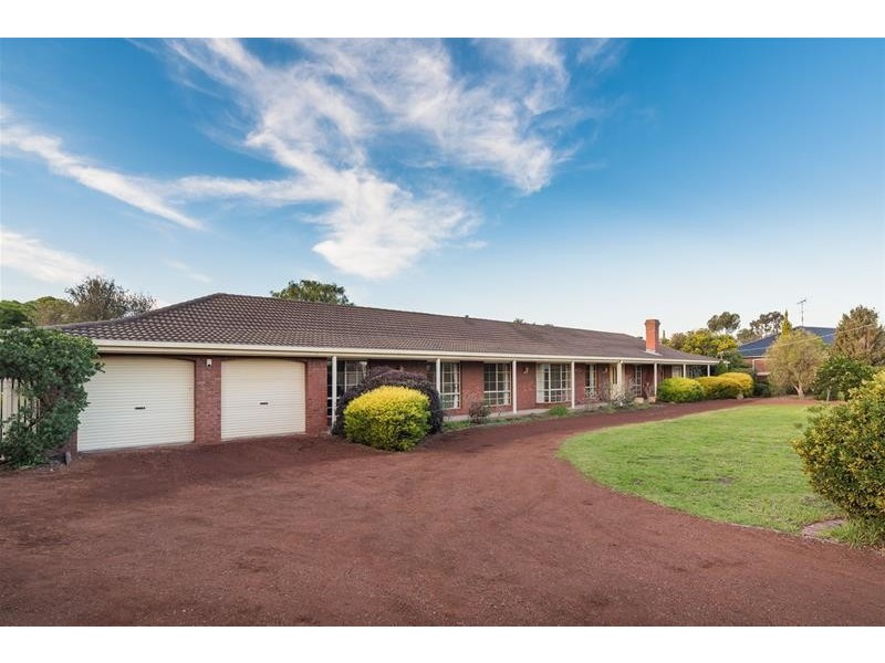 8 McAdam Court, Lara VIC 3212