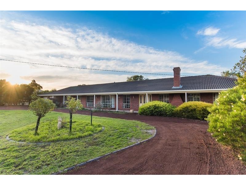 8 McAdam Court, Lara VIC 3212