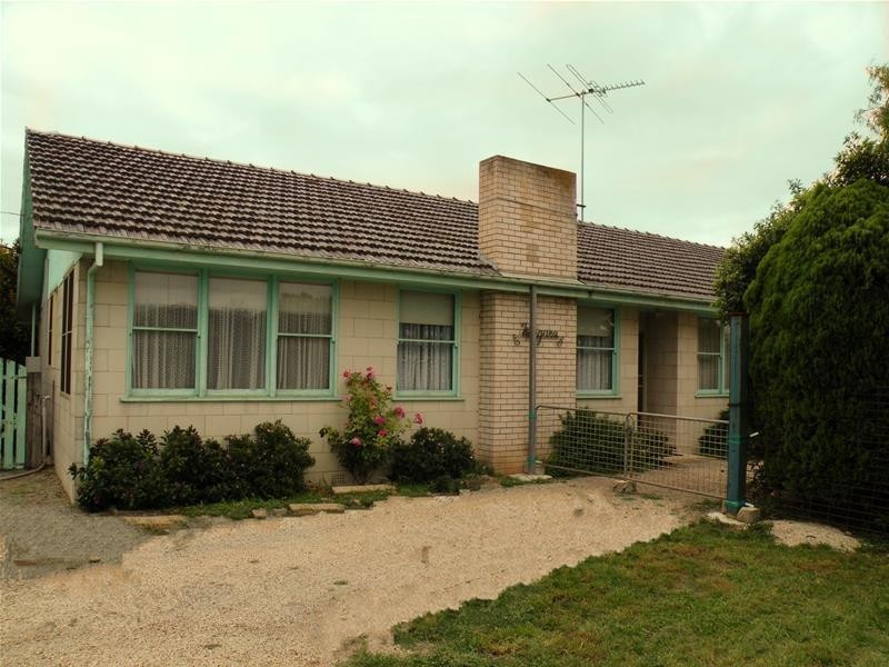 3 Bank Street, Lara VIC 3212