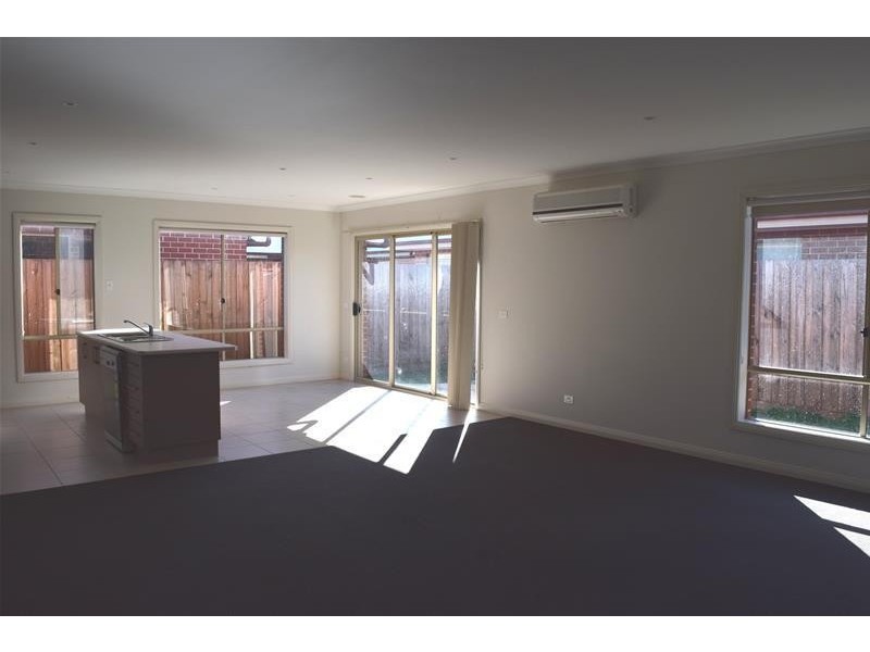 3/110 Flinders Avenue, Lara VIC 3212