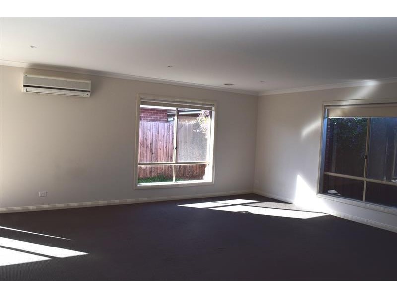 3/110 Flinders Avenue, Lara VIC 3212