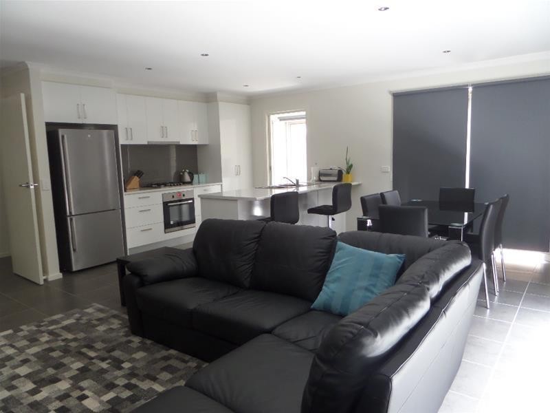 2/5 Bath Street, Lara VIC 3212