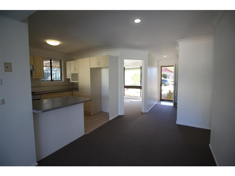 35 Evatt Street, Pelaw Main NSW 2327