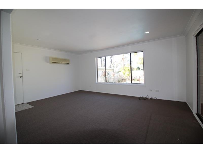 35 Evatt Street, Pelaw Main NSW 2327