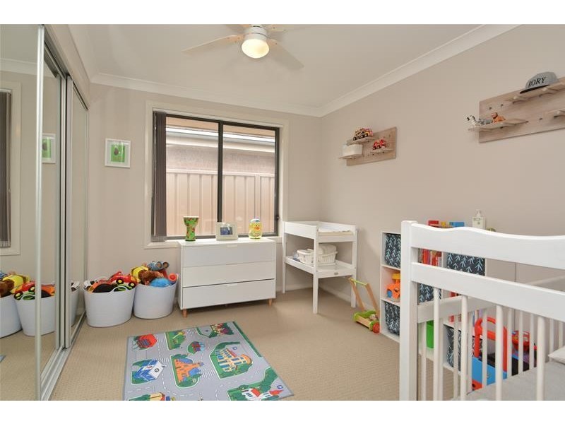 33 Ashton Drive, Heddon Greta NSW 2321