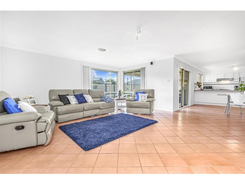 9 Fitzgibbon Place, Kurri Kurri NSW 2327