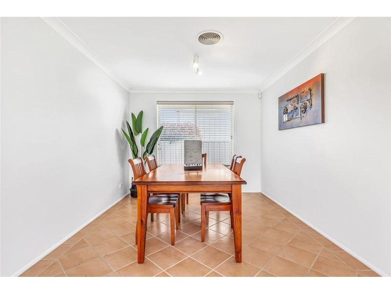 9 Fitzgibbon Place, Kurri Kurri NSW 2327