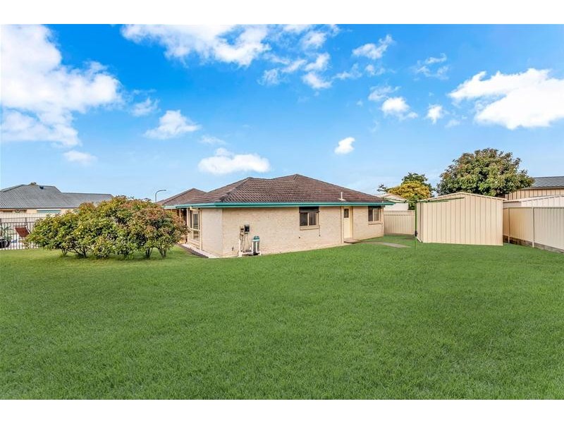 9 Fitzgibbon Place, Kurri Kurri NSW 2327