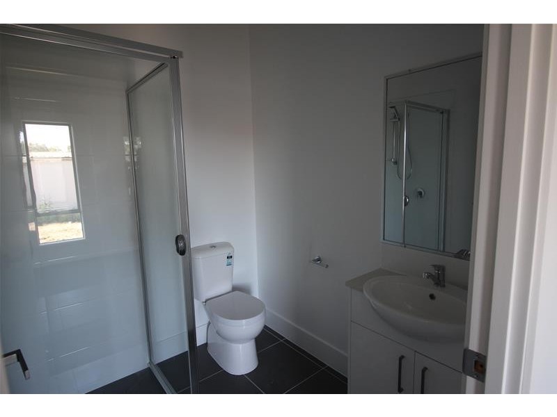 1/37a Third Street, Weston NSW 2326