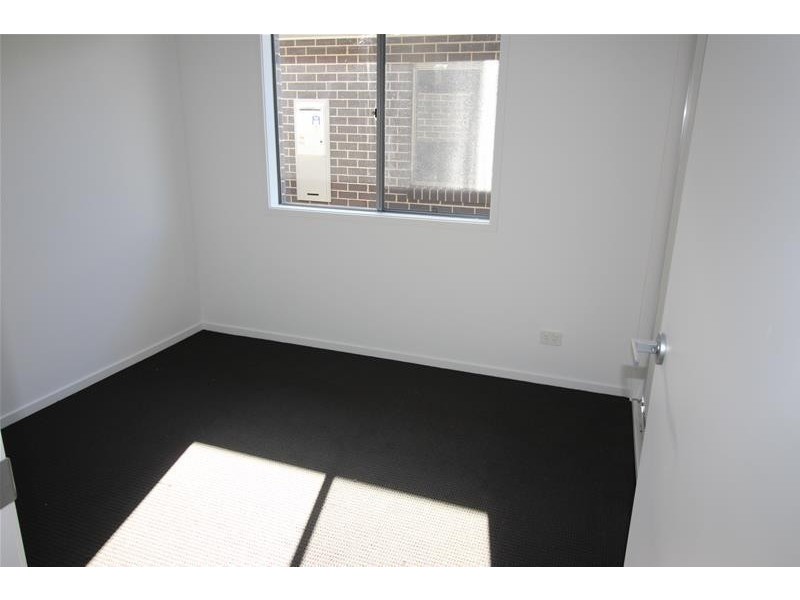 1/37a Third Street, Weston NSW 2326