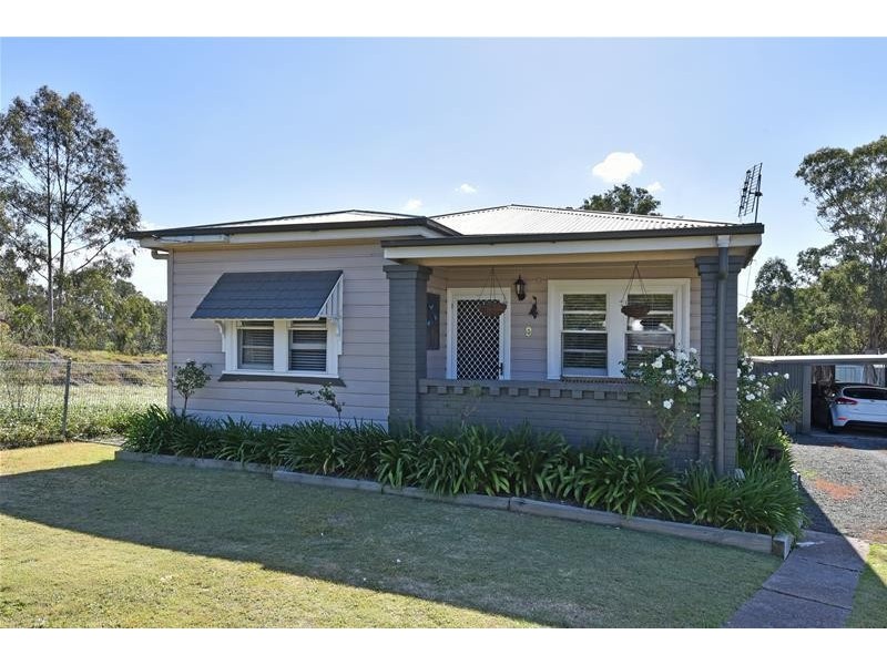 9 Main Road, Cliftleigh NSW 2321