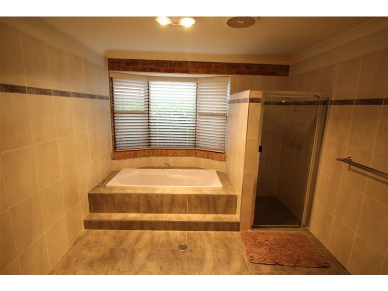 4 Bellbird Street, Pelaw Main NSW 2327