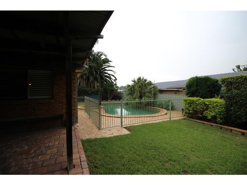 4 Bellbird Street, Pelaw Main NSW 2327