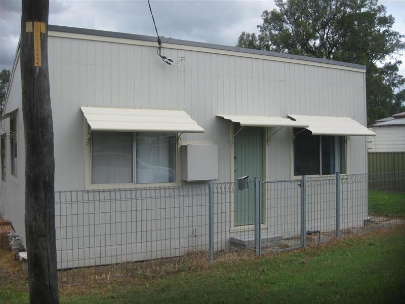 2 Forbes Street, Abermain NSW 2326