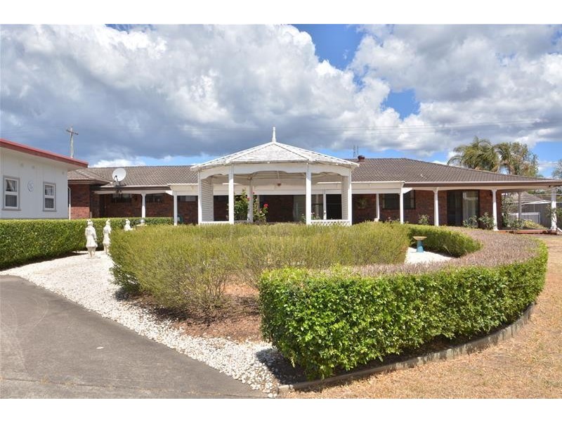 13 Tenth Street, Weston NSW 2326