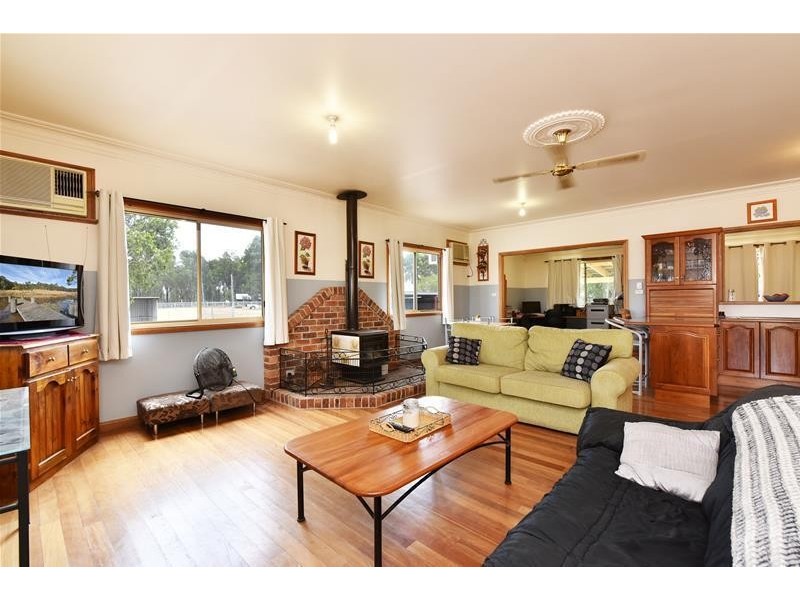 65 Charles Street, Abermain NSW 2326